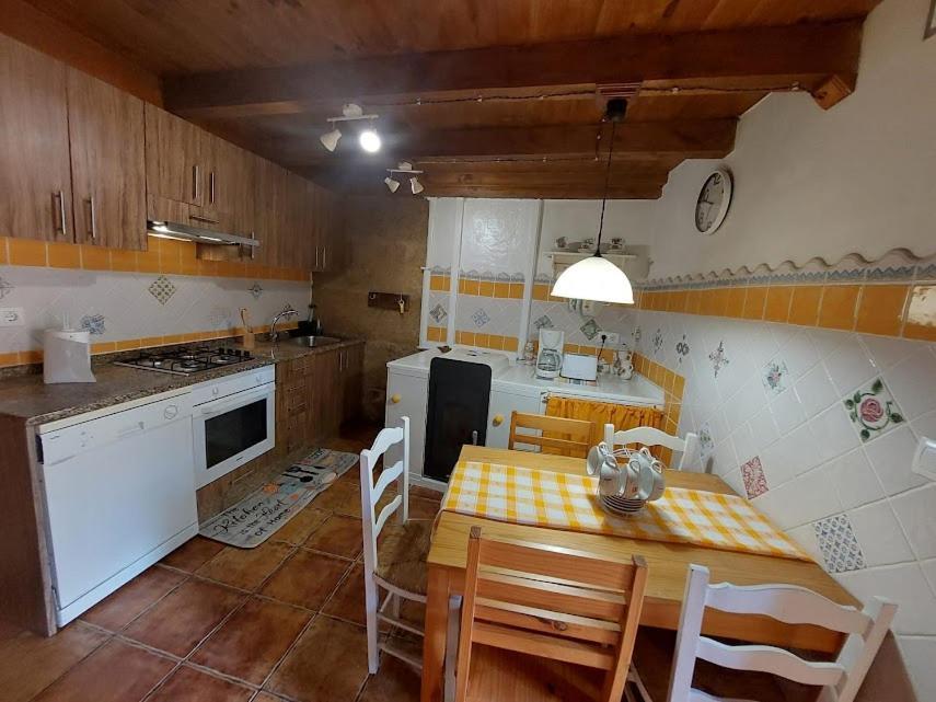 Villa O Recuncho Da Isa - Ribeira Sacra Pereiro de Aguiar Esterno foto